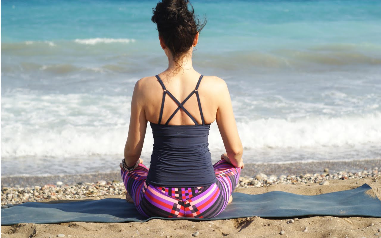 yoga-beach